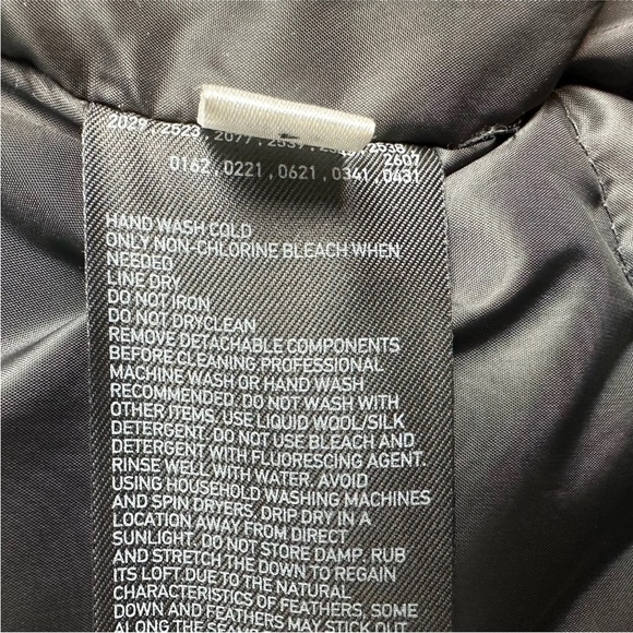 Uniqlo Down Filled Oversize Parka Coat Black Hooded Warm Winter Women’s Size 4 - Picture 9 of 15